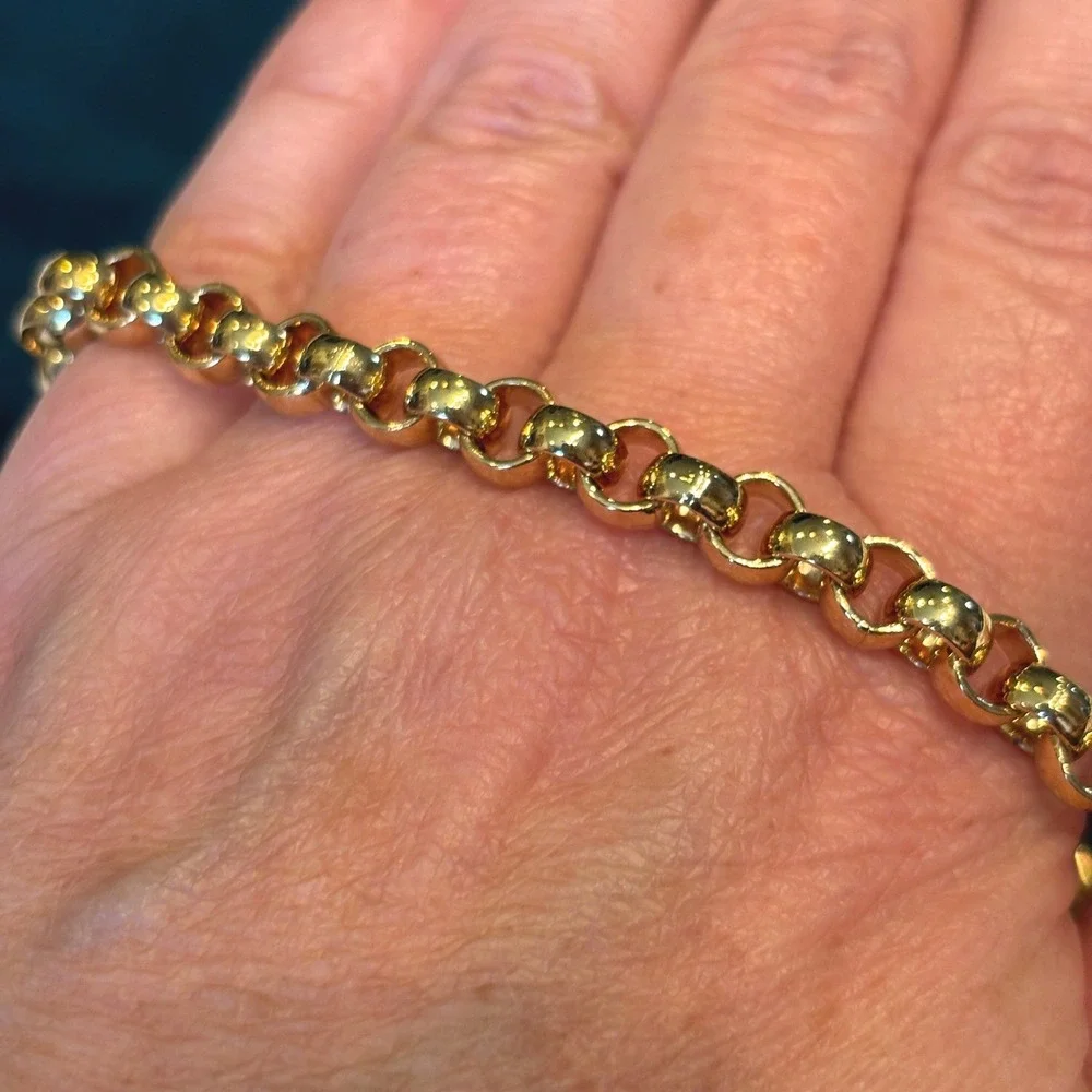 Monet Vintage Polished Gold Tone Thick Long Rolo Chain Necklace 17.5